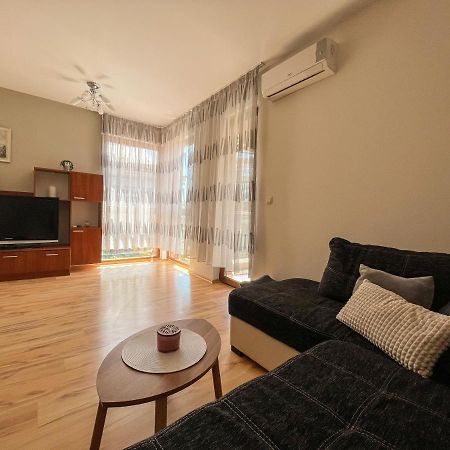 Summer Host Apartment Onegin Созополь Екстер'єр фото